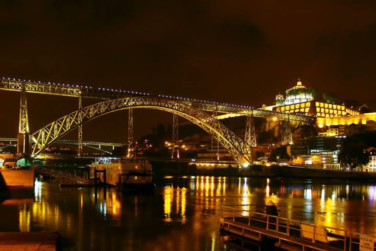 E o Douro enche-se de luzes…