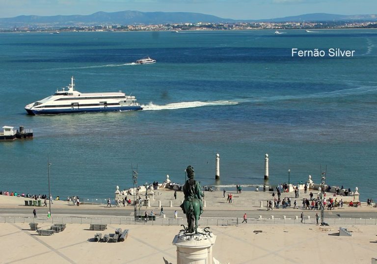 O Terreiro, o Comércio e as Visitas…