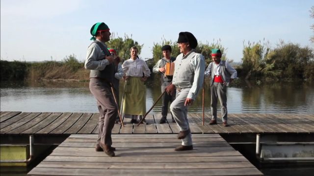 Fandango - Vala Real Fandango - Vala Real