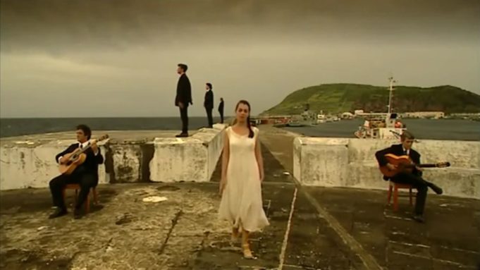Madredeus - Ao longe o mar