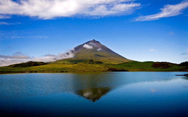 Atlântico adentro! Para o Mar d’Açores! Até ao Pico!