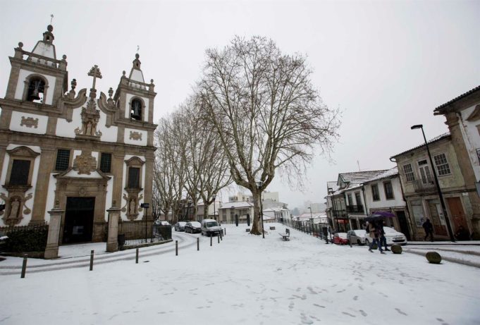 Neve em Portugal: as melhores imagens do nevão em Trás-os-Montes