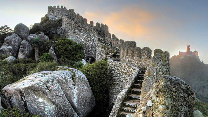 A História do Castelo dos Mouros