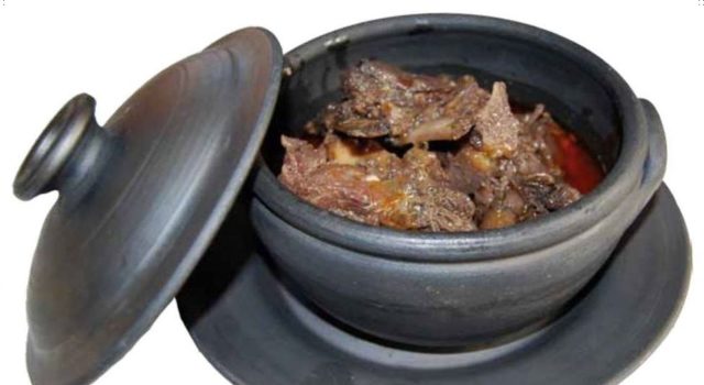 Chanfana: A arte de fazer deliciosa uma cabra velha e feia Chanfana 01